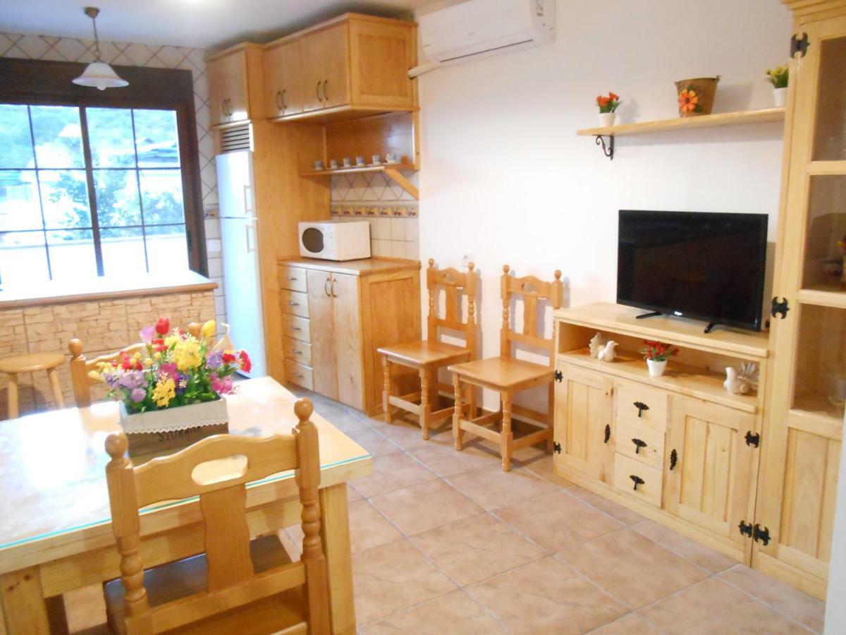 El Portal Viejo Apartment Cabezuela Del Valle Bagian luar foto