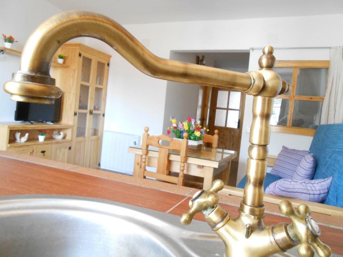 El Portal Viejo Apartment Cabezuela Del Valle Bagian luar foto