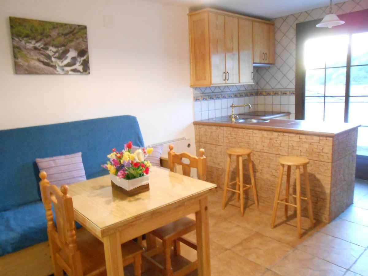 El Portal Viejo Apartment Cabezuela Del Valle Bagian luar foto